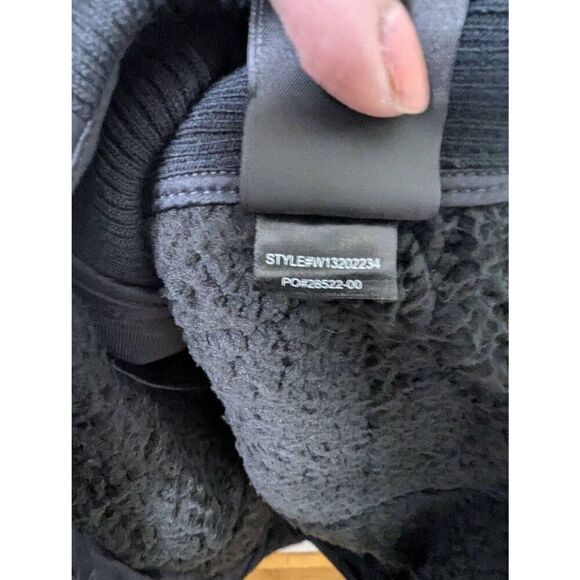 PrAna Women's Black Tunic Length Pullover Turtle Neck Vest - Size Med - Picture 7 of 7